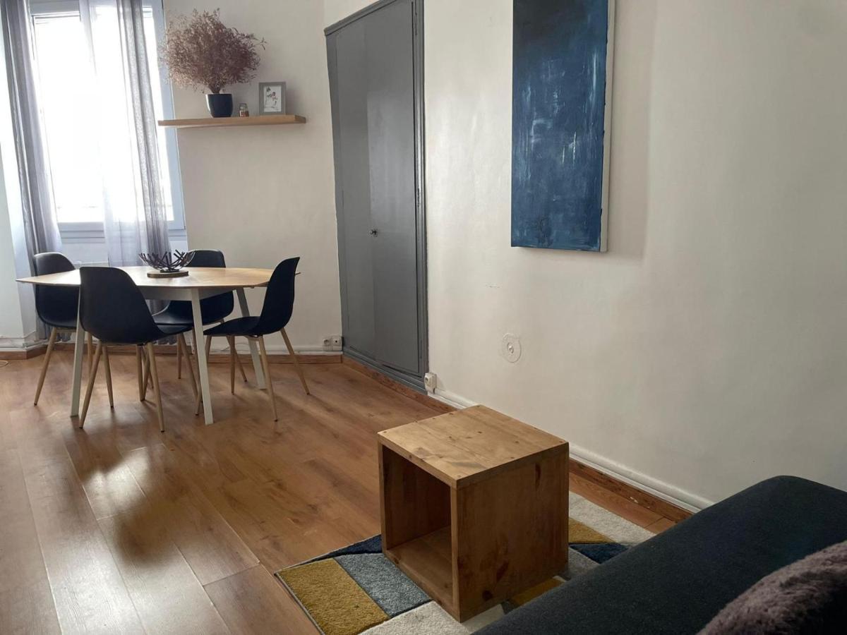 Abyad - A 300 M Des Arenes Apartman Nîmes Kültér fotó